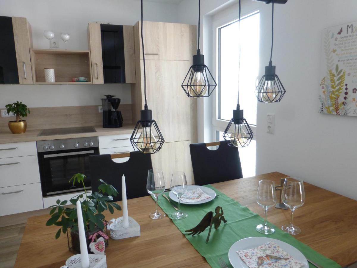 Fraenkische Linie - Radspitz-Ferienwohnungen Marktrodach 外观 照片
