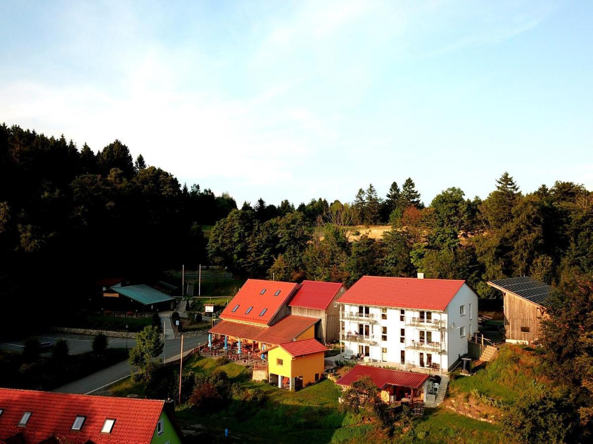Fraenkische Linie - Radspitz-Ferienwohnungen Marktrodach 外观 照片